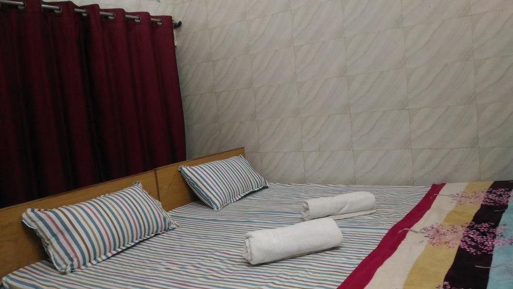 Goldy Guest House Βαρανάσι Εξωτερικό φωτογραφία