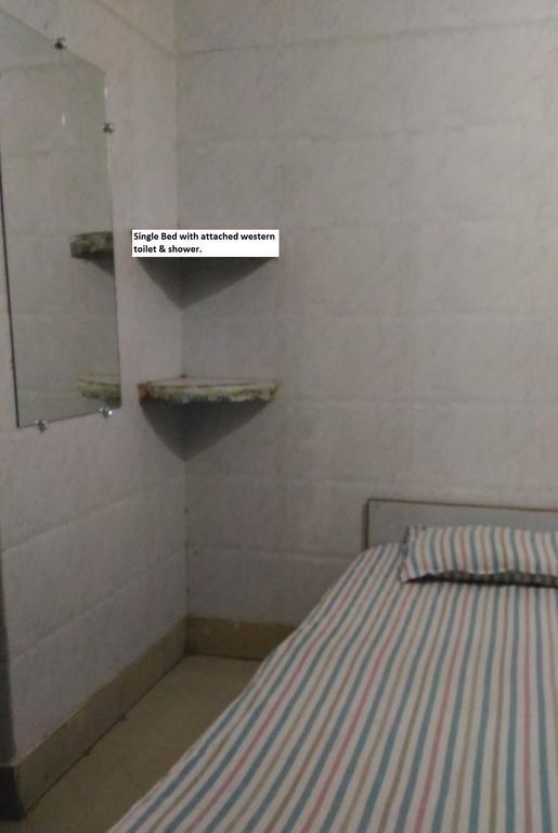 Goldy Guest House Βαρανάσι Εξωτερικό φωτογραφία